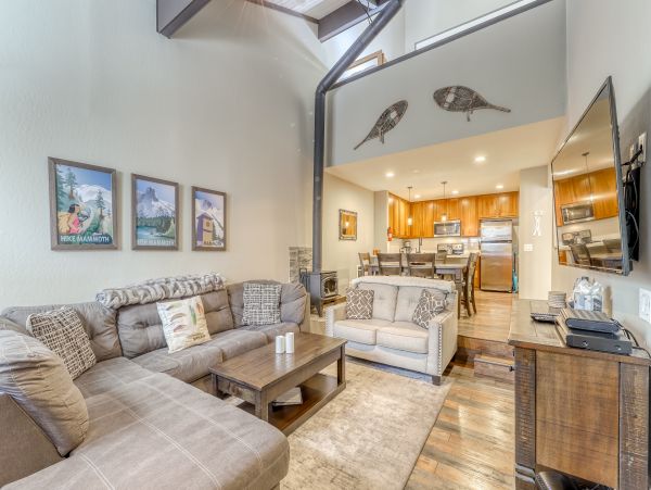 Yosemite Area Home 984759
