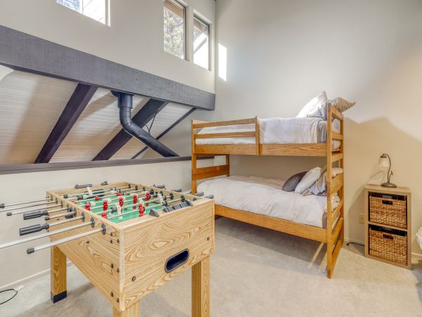 Yosemite Area Home 984759