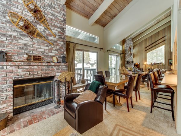 Yosemite Area Home 984761