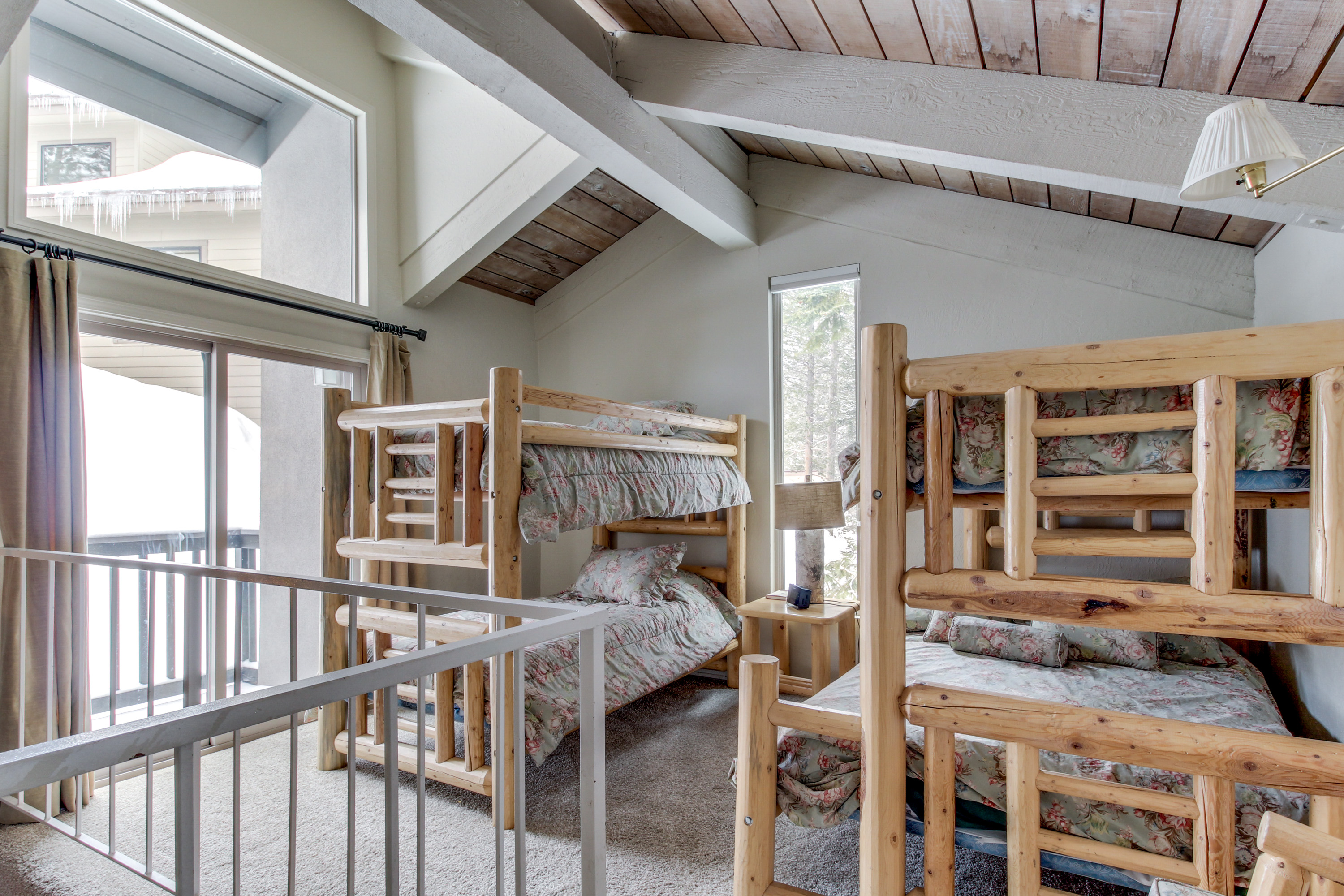 Yosemite Area Home 984761