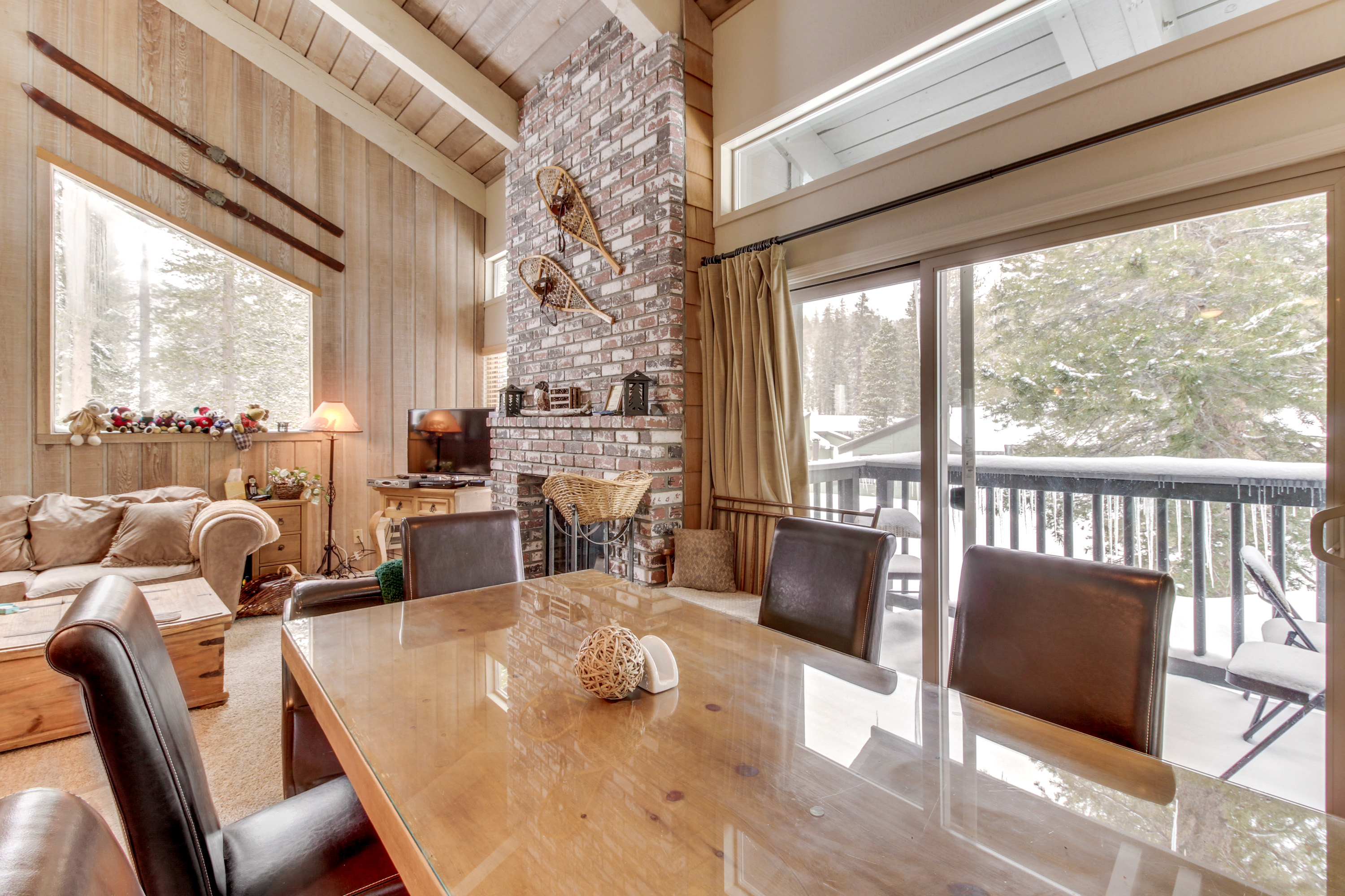 Yosemite Area Home 984761