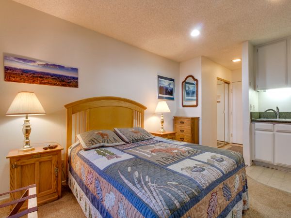 Yosemite Area Home 984762