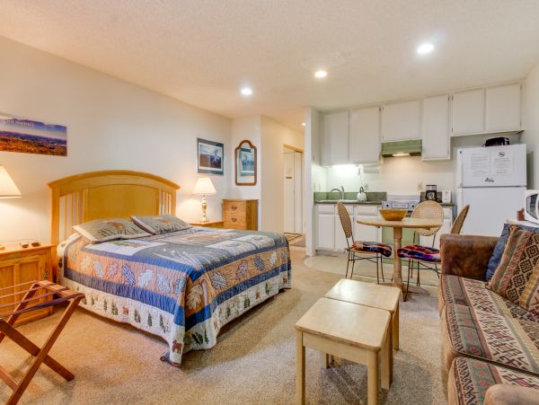 Yosemite Area Home 984762