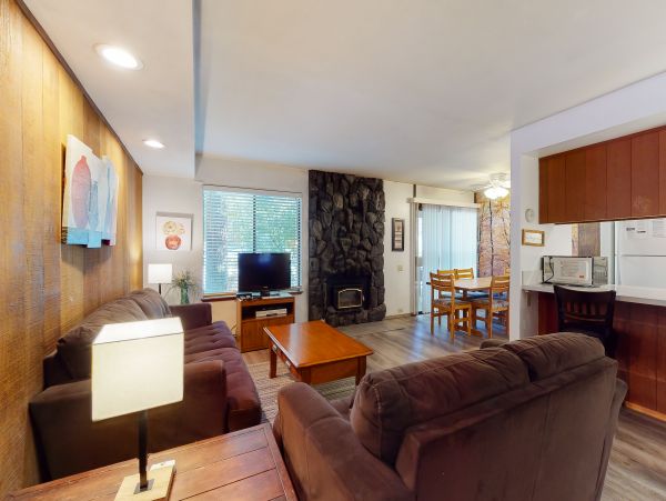 Yosemite Area Home 984763