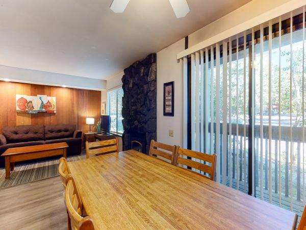 Yosemite Area Home 984763