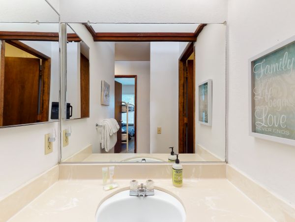 Yosemite Area Home 984763