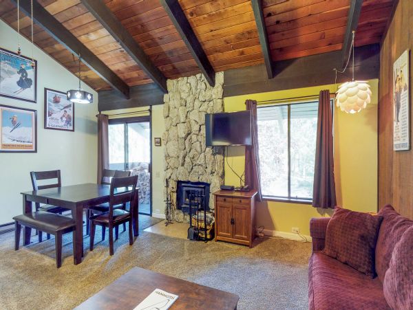 Yosemite Area Home 984766