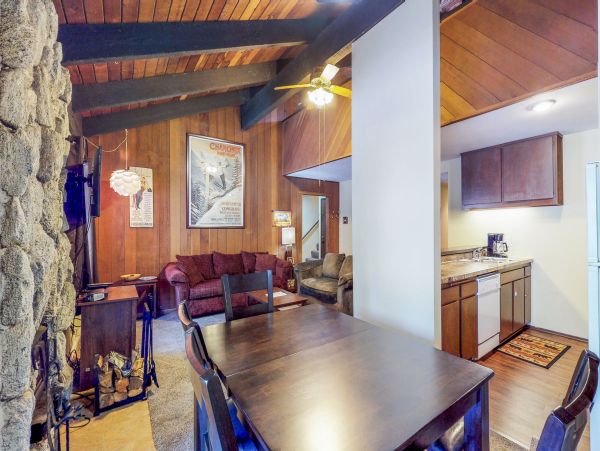 Yosemite Area Home 984766