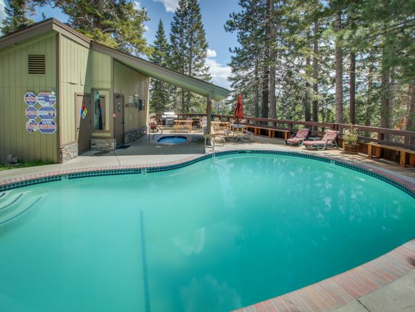 Yosemite Area Home 984767