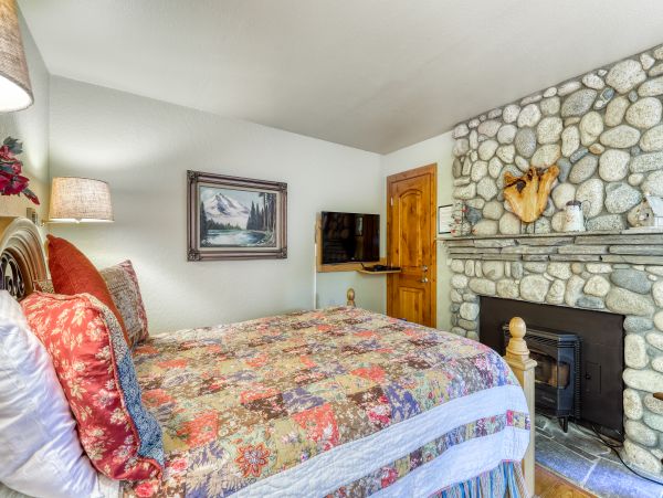 Yosemite Area Home 984767
