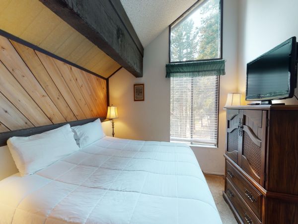 Yosemite Area Home 984768
