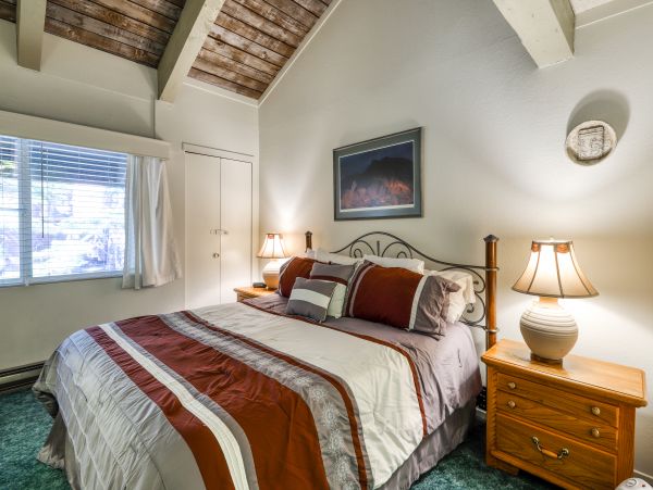Yosemite Area Home 984769