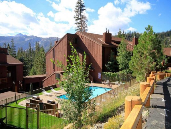 Yosemite Area Home 984769