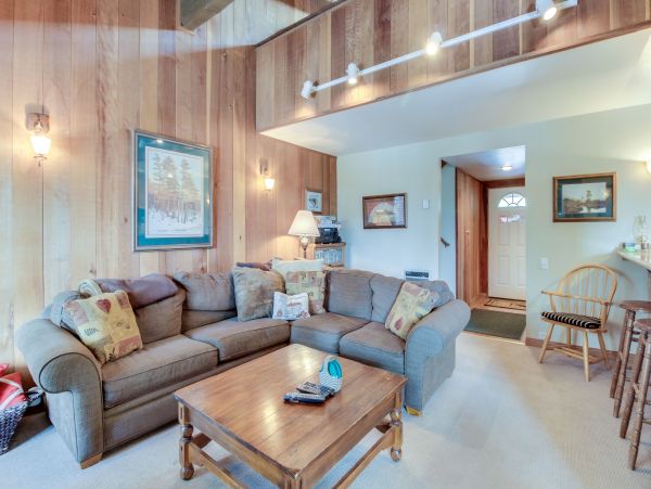 Yosemite Area Home 984771