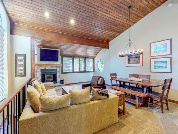 Yosemite Area Home 984772