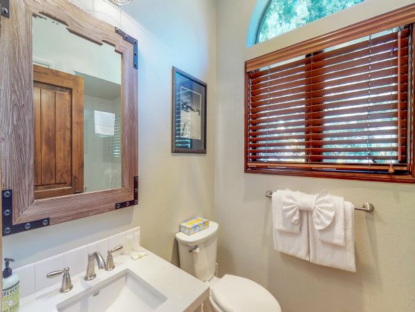 Yosemite Area Home 984772