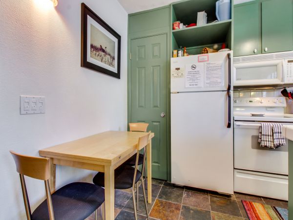 Yosemite Area Home 984773