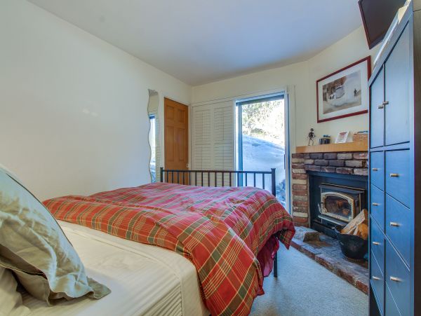 Yosemite Area Home 984773