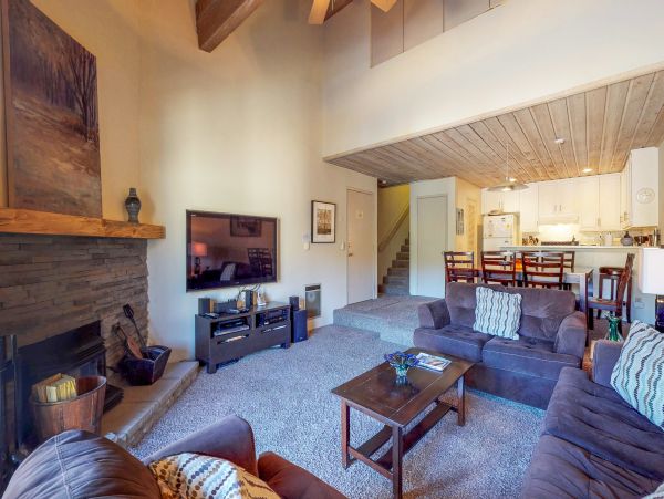 Yosemite Area Home 984774
