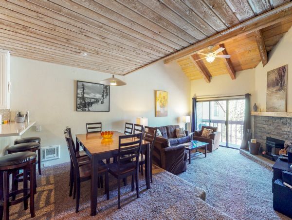 Yosemite Area Home 984774