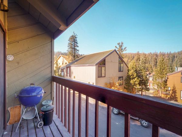 Yosemite Area Home 984774