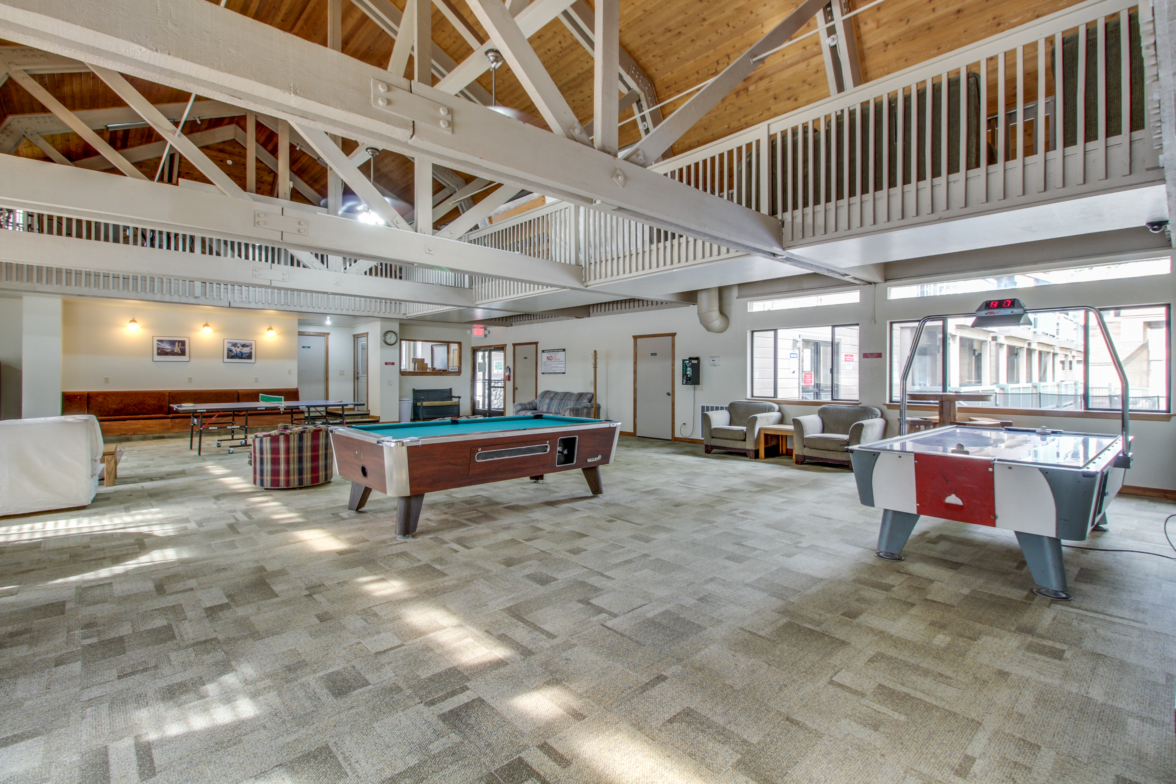 Yosemite Area Home 984775