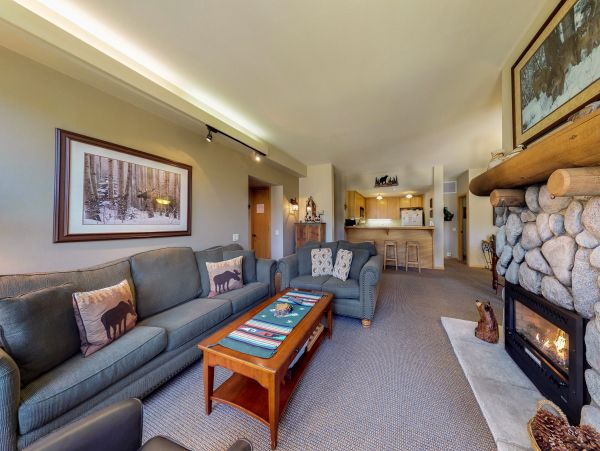 Yosemite Area Home 984776
