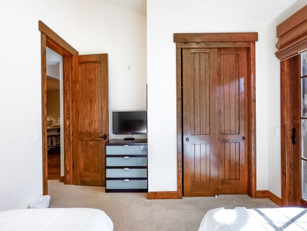 Yosemite Area Home 984777