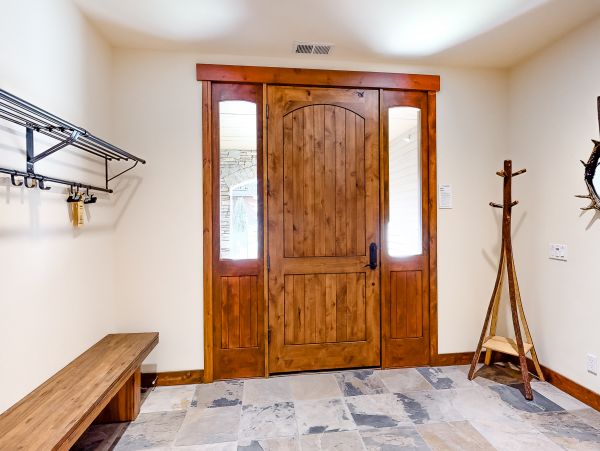 Yosemite Area Home 984777