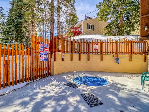 Yosemite Area Home 984778