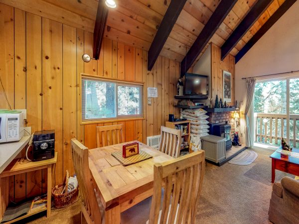 Yosemite Area Home 984778