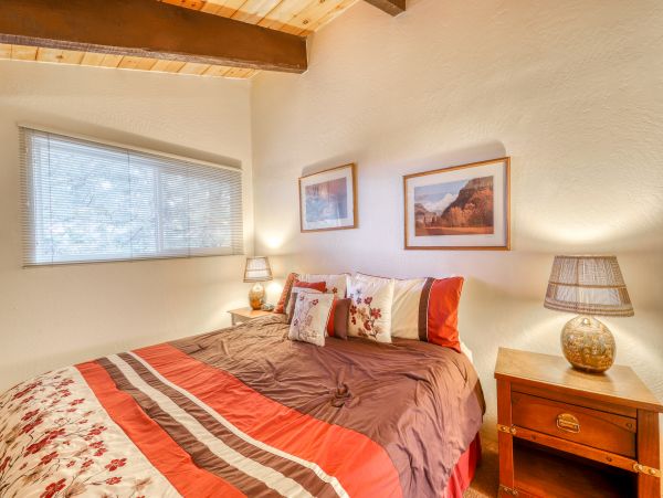 Yosemite Area Home 984778