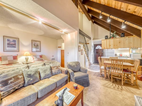 Yosemite Area Home 984778
