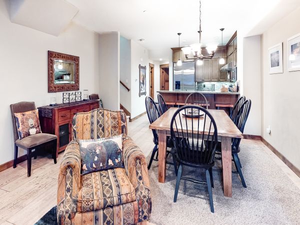 Yosemite Area Home 984779