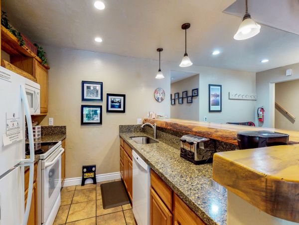 Yosemite Area Home 984780
