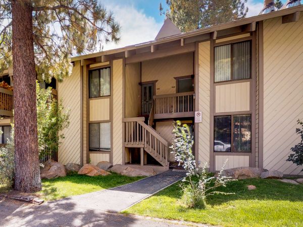 Yosemite Area Home 984780