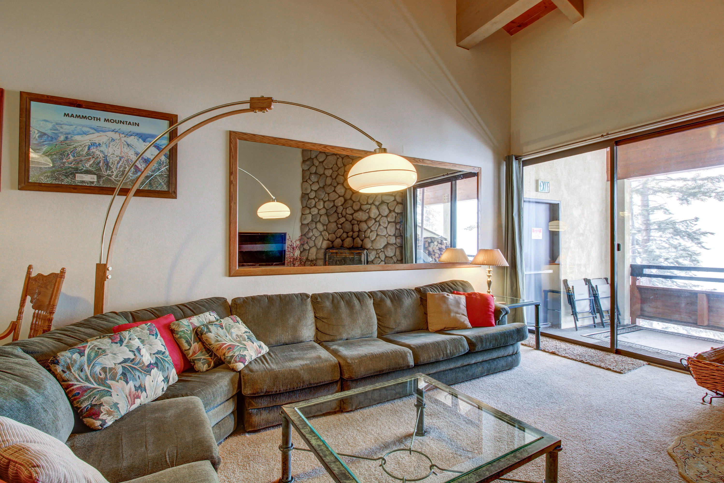 Yosemite Area Home 984781