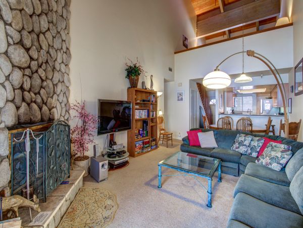Yosemite Area Home 984781