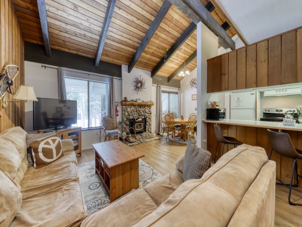 Yosemite Area Home 984782