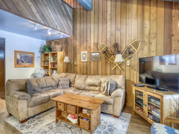 Yosemite Area Home 984782
