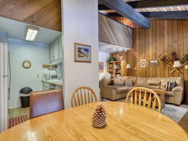 Yosemite Area Home 984782