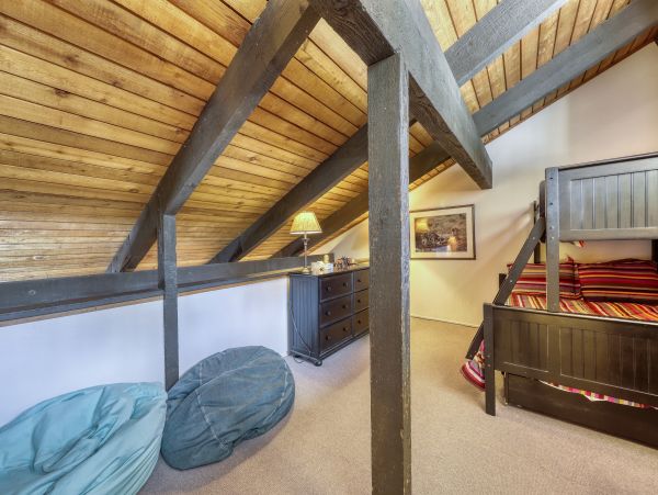 Yosemite Area Home 984782