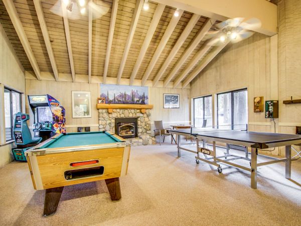 Yosemite Area Home 984782