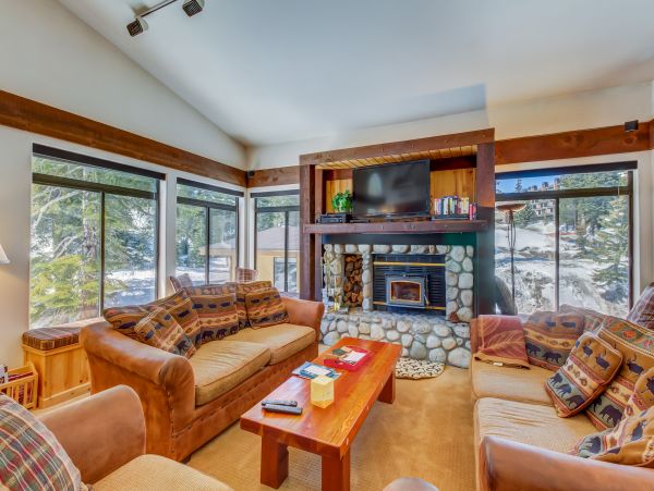 Yosemite Area Home 984784
