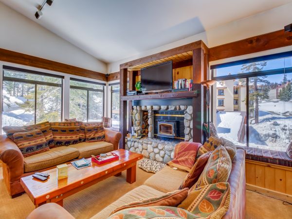 Yosemite Area Home 984784