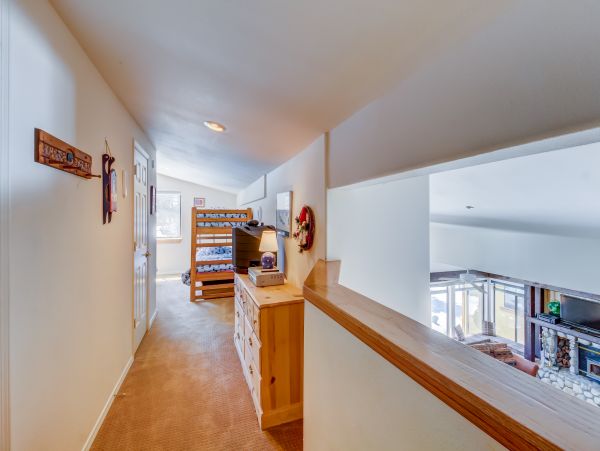 Yosemite Area Home 984784