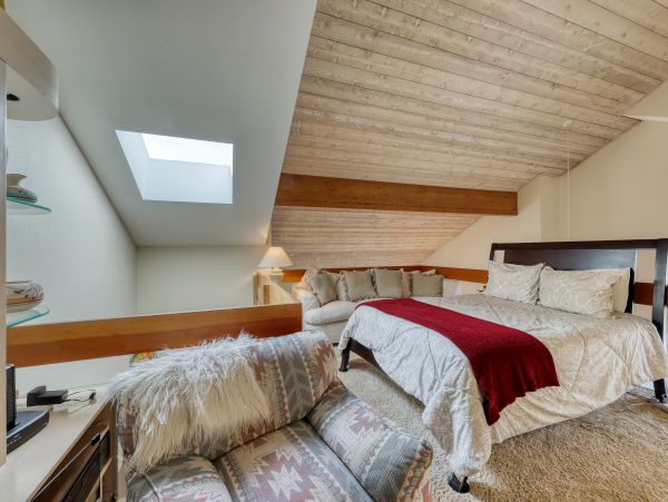 Yosemite Area Home 984785