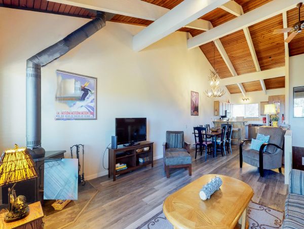 Yosemite Area Home 984786