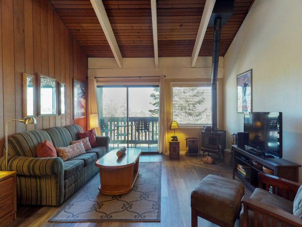Yosemite Area Home 984786