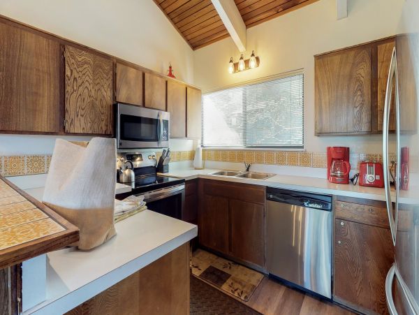 Yosemite Area Home 984786